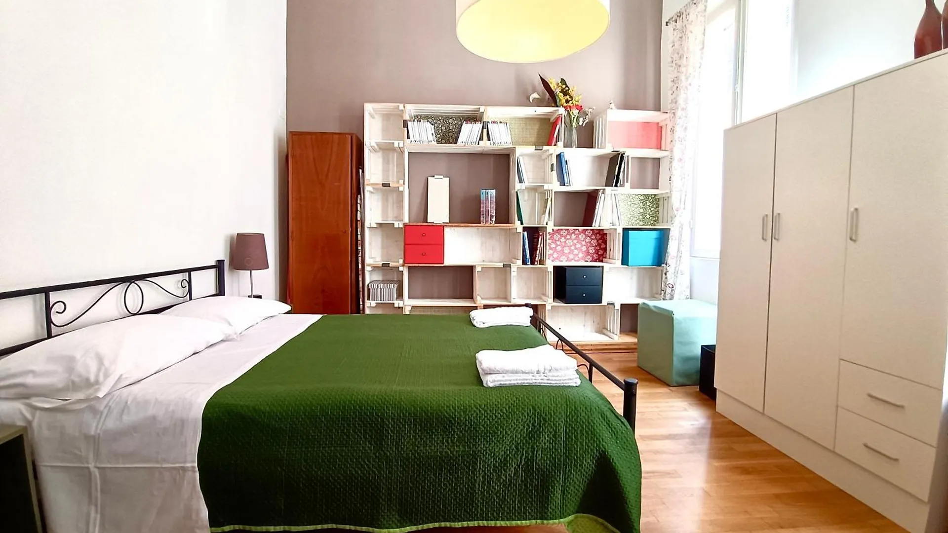شقة B&B Casa Sant'Eufemia مودينا إيطاليا